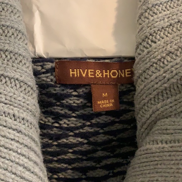 Hive & Honey button-up long sweater cardigan - Picture 4 of 5